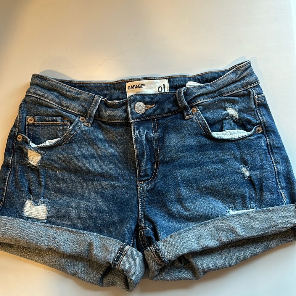 Cute Jean shorts from Garage